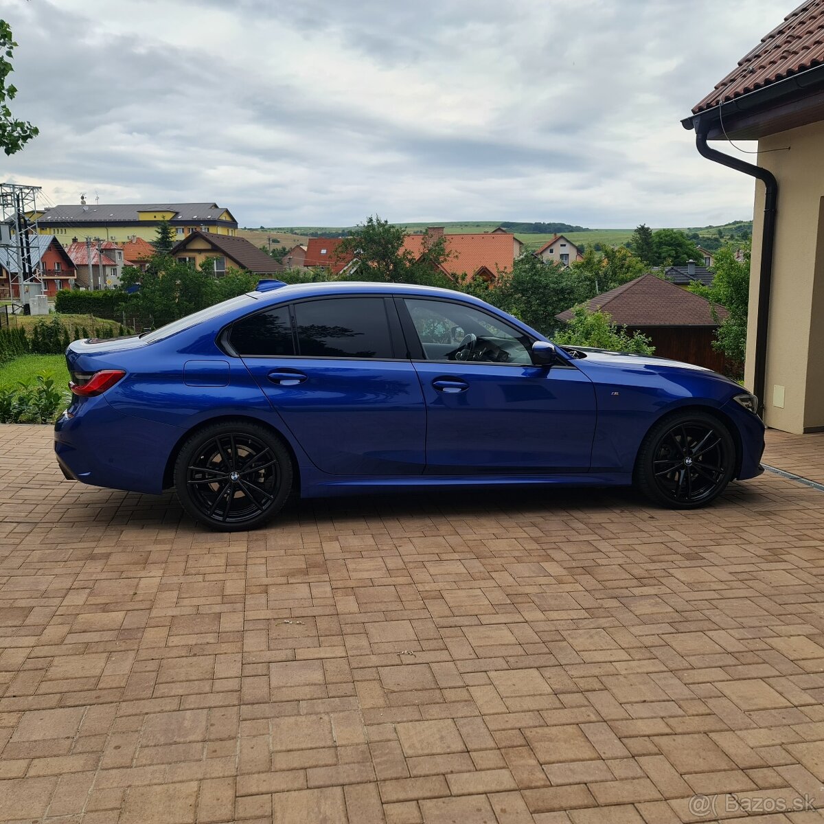 BMW Rad 3 320d xDrive M-SPORT - 2