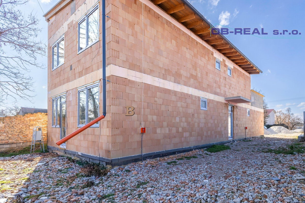 A_Predaj 2izb bytu 56m2 na prízemí tehl. bytovky GA-HODY - 2