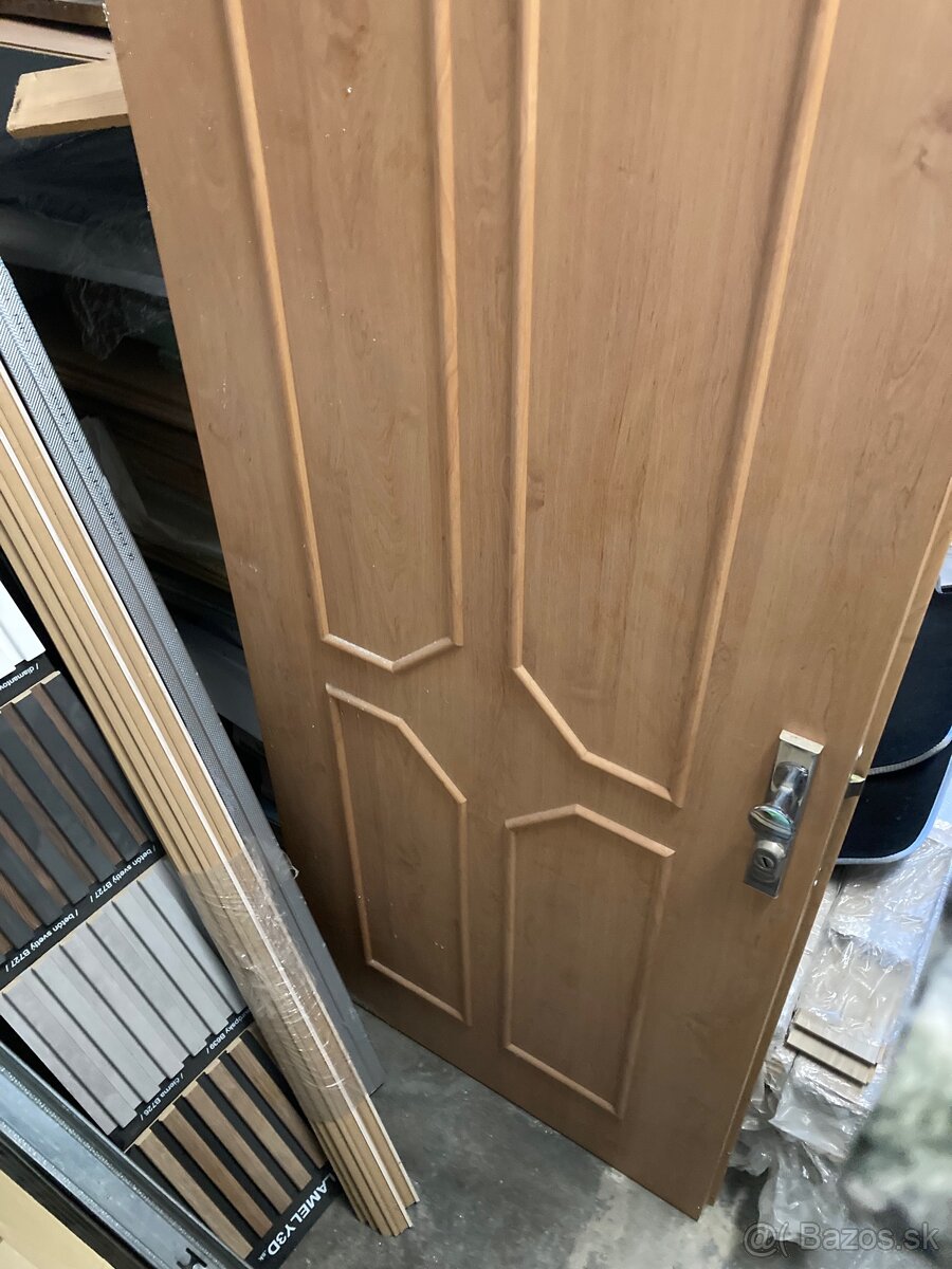 Vchodové dvere do bytu - 2