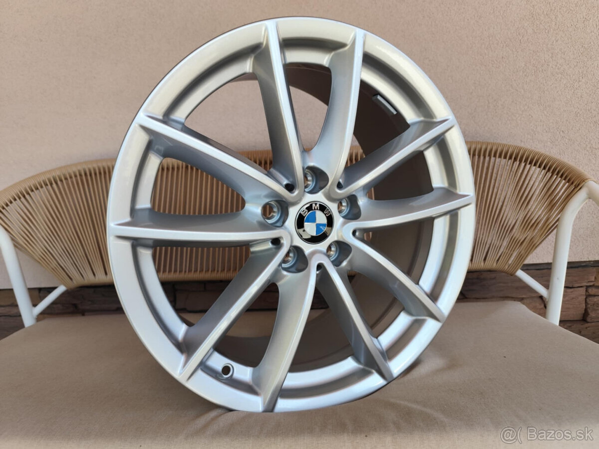 5x112 r18 ET44 x 8,5J elektróny originál BMW - 2