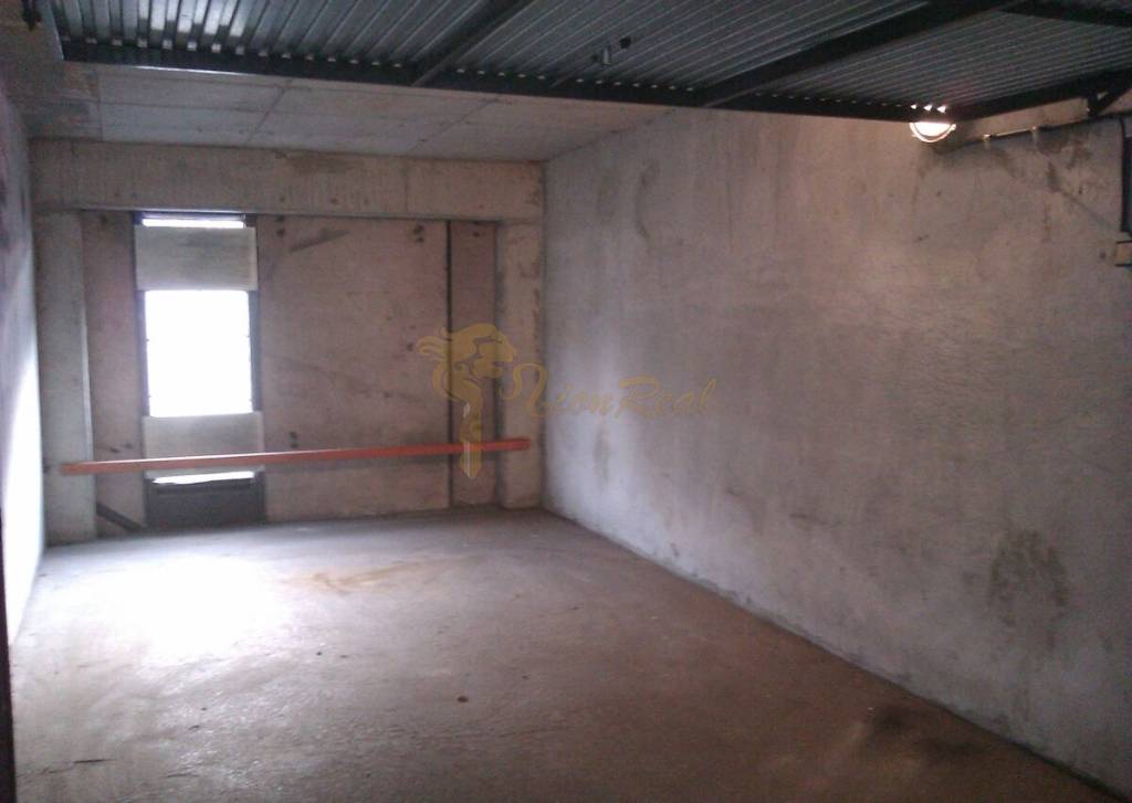 garáž, ul. Dvojkrížna, Vrakuňa - 2