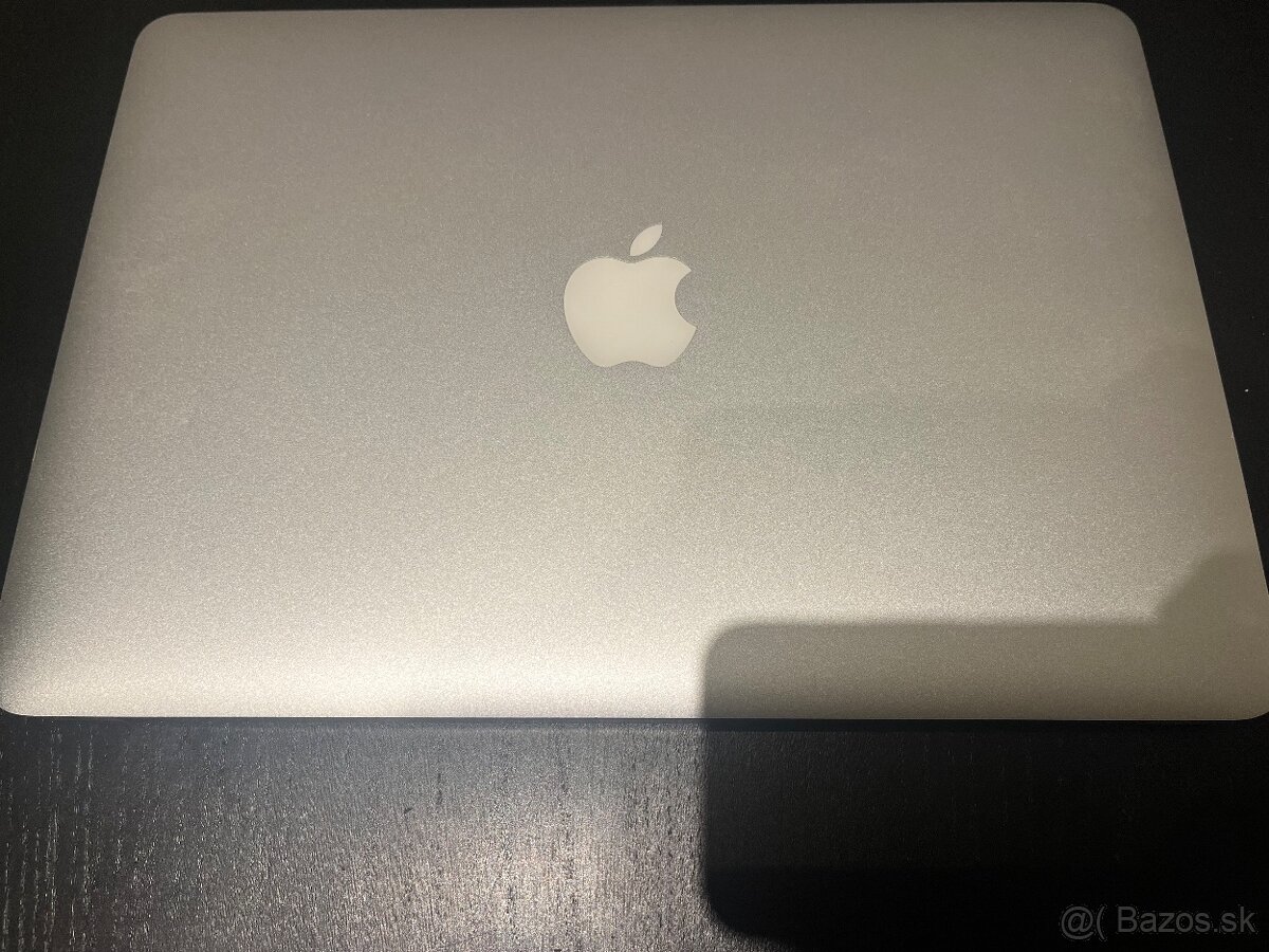 MacBook Air 13 - 2