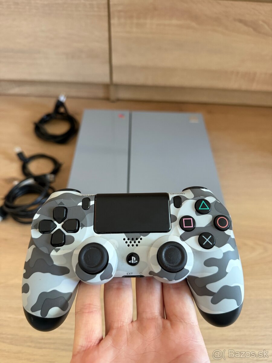 Sony PlayStation 4 Fat 20th Anniversary Limited Edition - 2