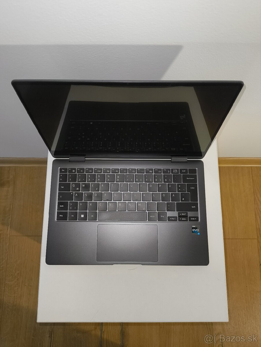 Predám/Vymením Samsung Galaxy Book 3 360 - 2