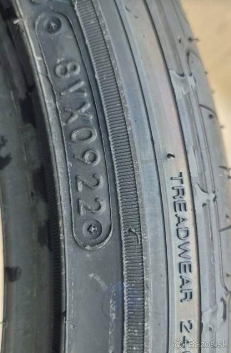 Letné pneumatiky nitto 255/35R18 - 2