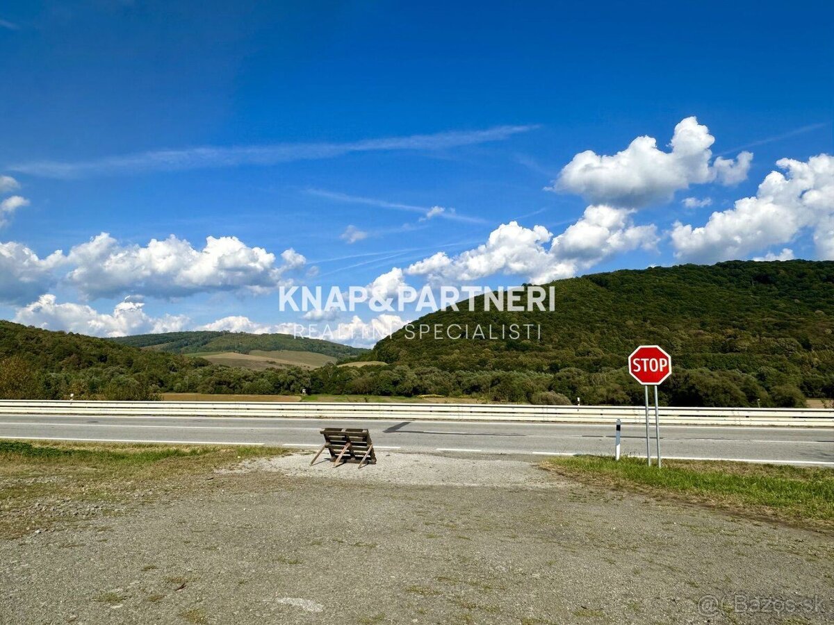 POLYFUNKČNÁ BUDOVA S BYTOVOU JEDNOTKOU, HANUŠOVCE N/T, 3263M - 2