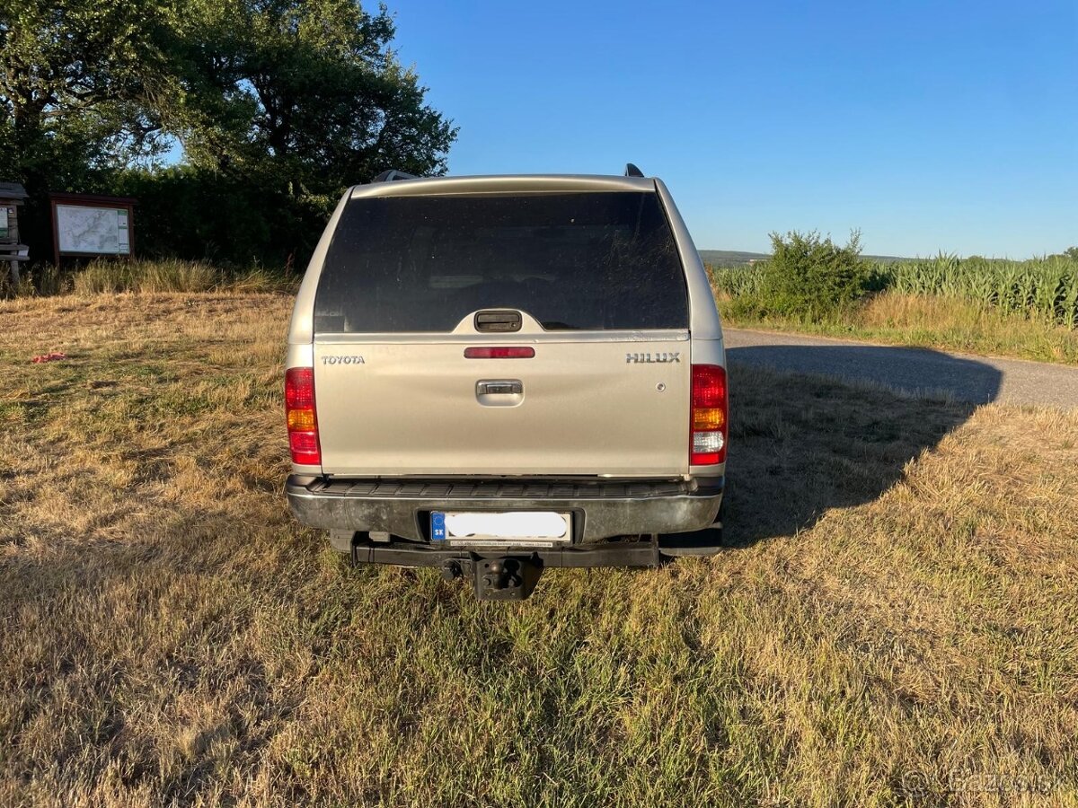 Toyota Hilux 2.5 I D-4D DC
