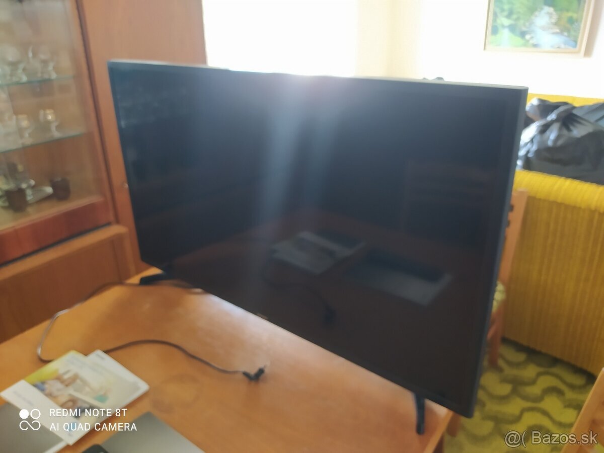 Predám televízor Samsung UE40J5000 - 2