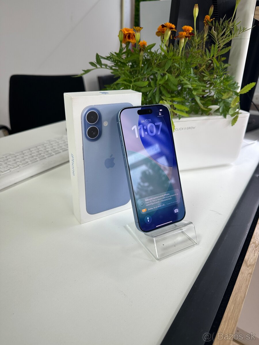 Apple iPhone 17 256GB - 2