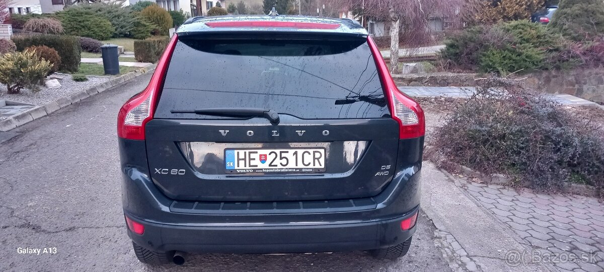 VOLVO XC 60 - 2