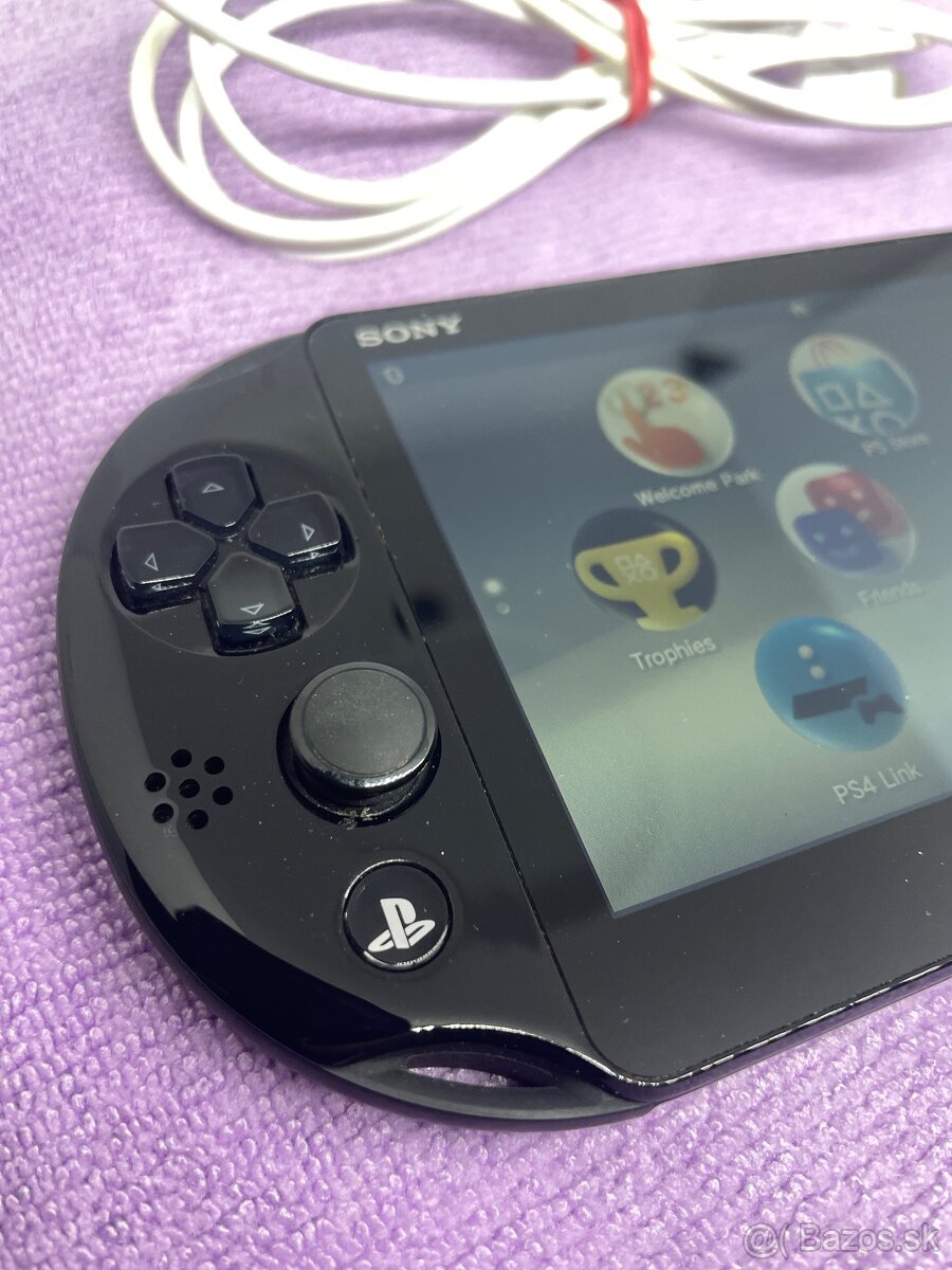 PS VITA PCH-2016 displej LCD - 2