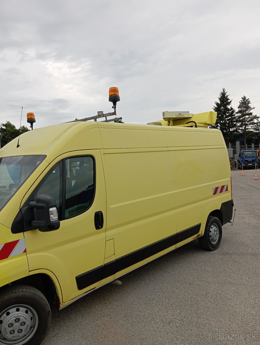 FIAT ducato žltý - 2