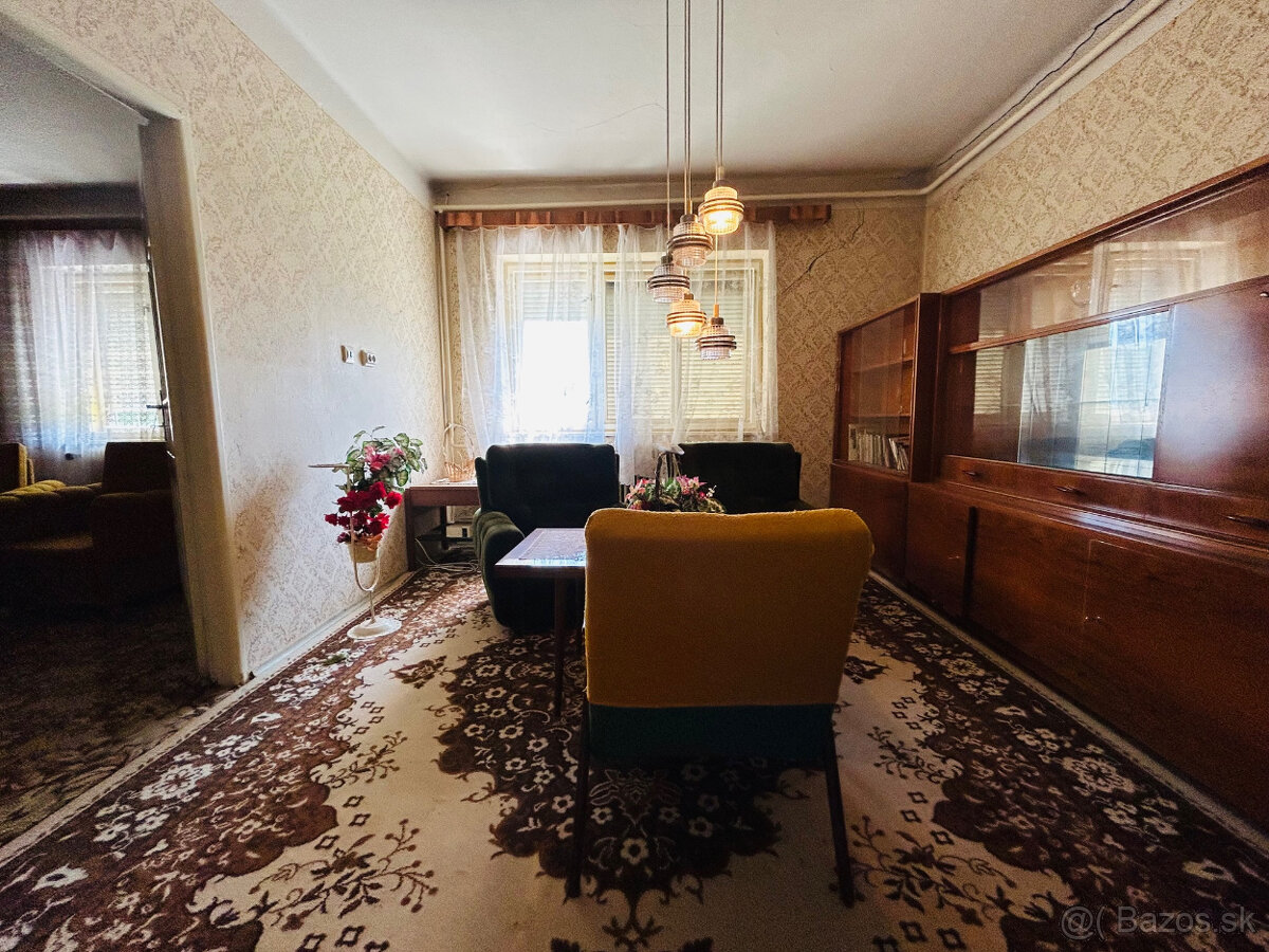 Na predaj 5-izb.dom s PEKNÝM VÝHĽADOM cca 15min.od Štúrova - 2