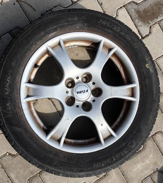 4x alu disky 16" 5x114,3 ET45 + letné 205 55 /R16 - 2