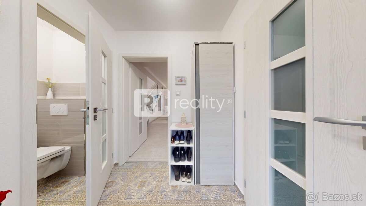 Dvojdom "SpA 24" /2 x 4 izbové byty s vlastným pozemkom/dv - 2