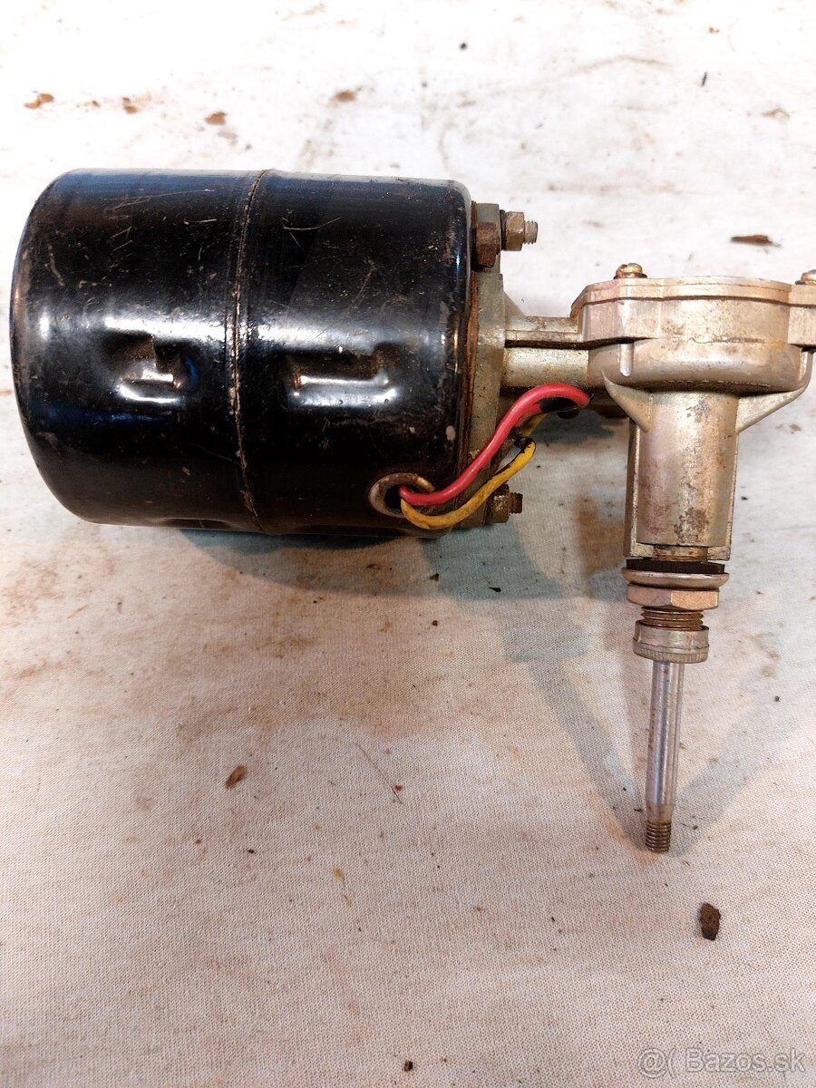 Nový ruský motorček stieračov,spatne zrkadlo - 2