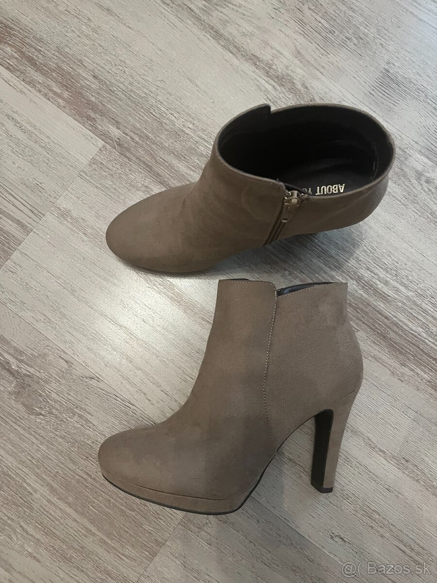 SEMISOVE CIZMY KOTNIKOVE NOVE 39 - 2