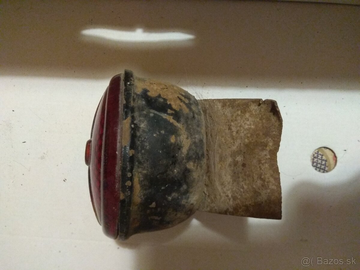 Zetor zadné svetlo - 2