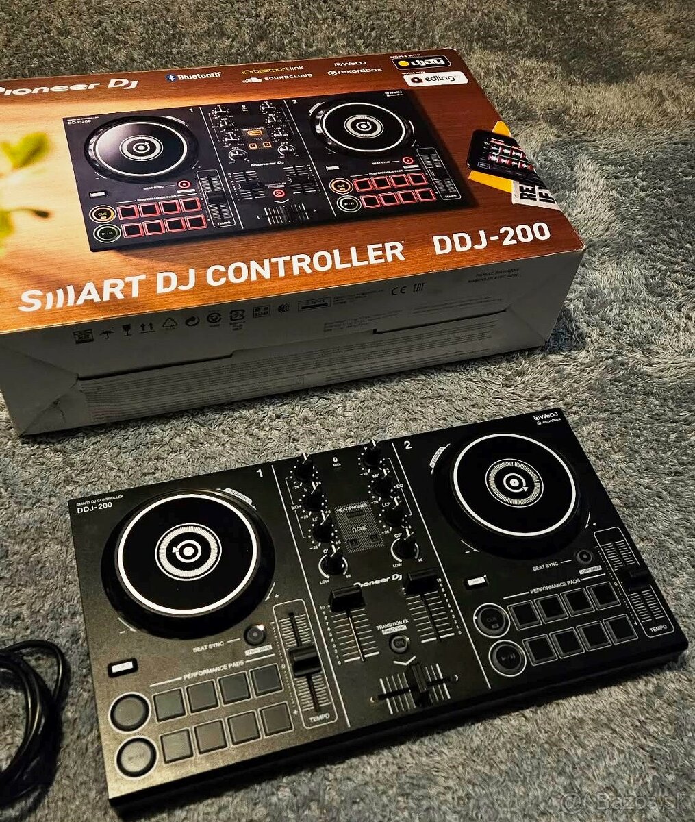 Pioneer DJ Controller - 2