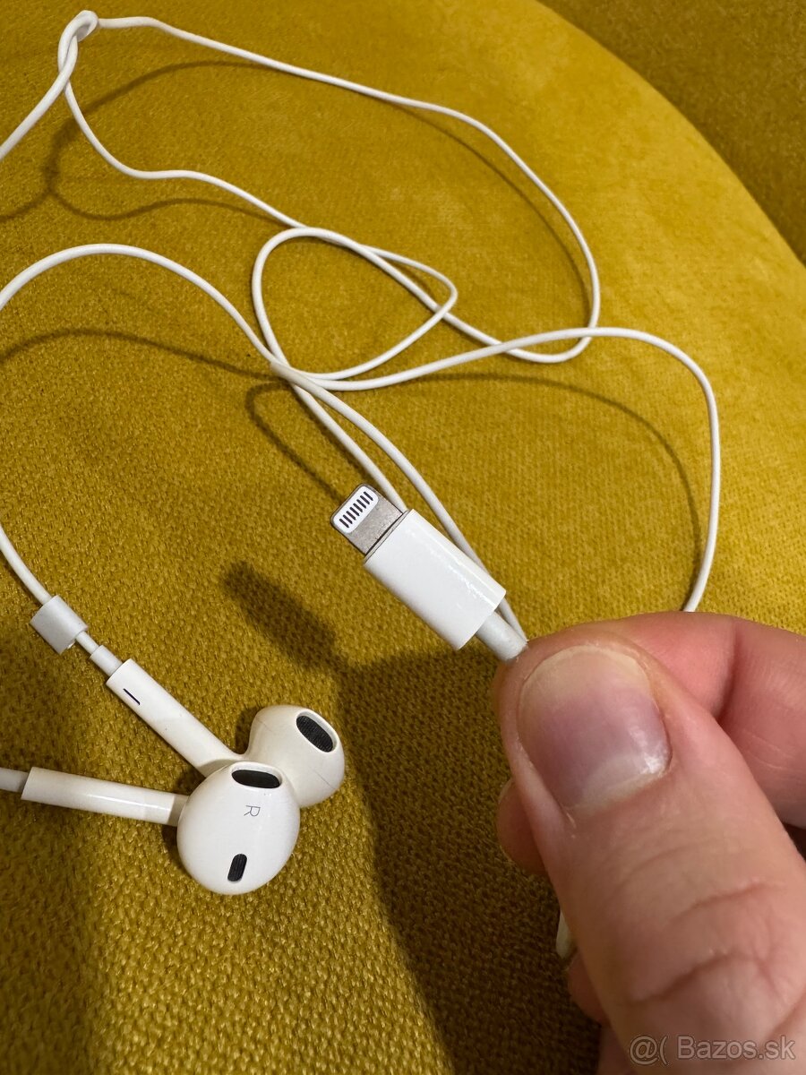 Apple EarPods s konektorom Lightning - 2