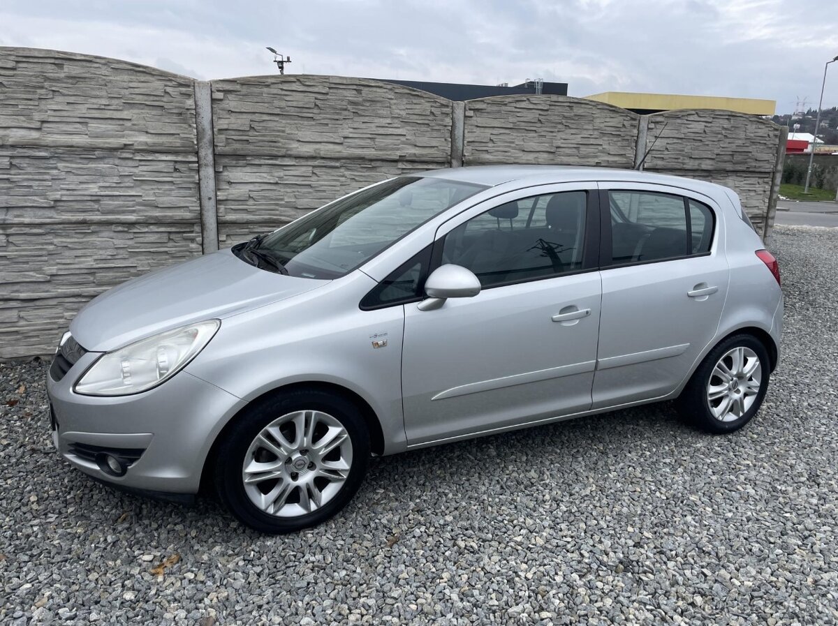Opel Corsa 1.2i 80PS 141000KM KLIMA STK - 2