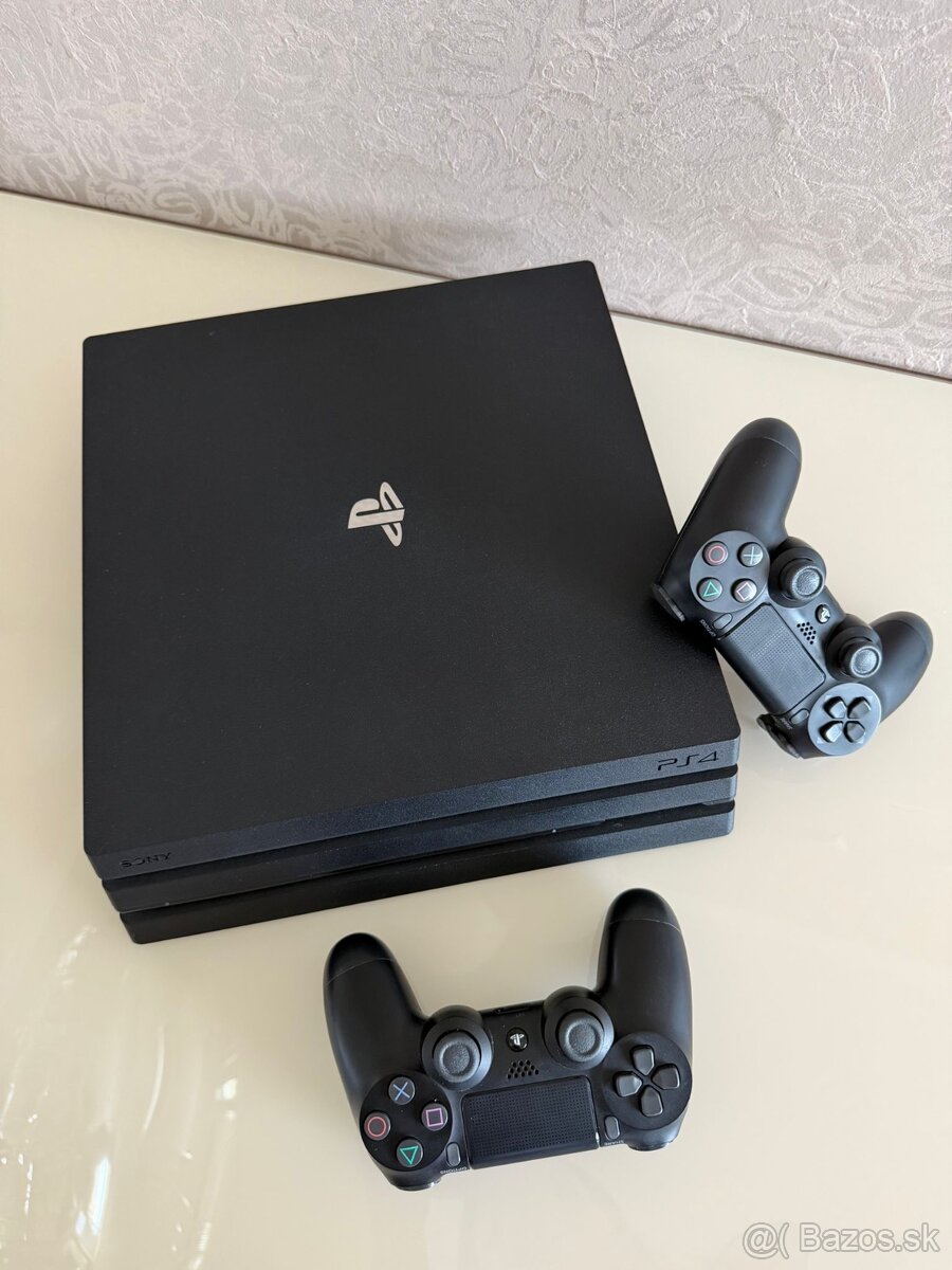 Playstation 4 pro 1TB 2x ovládač + hry - 2