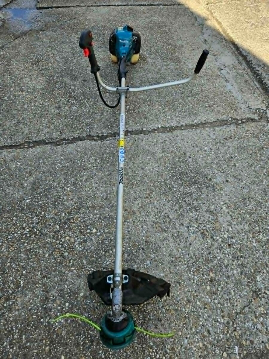 Makita EM2600U - 2