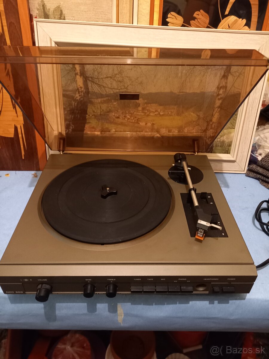 Gramofon Tesla - 2