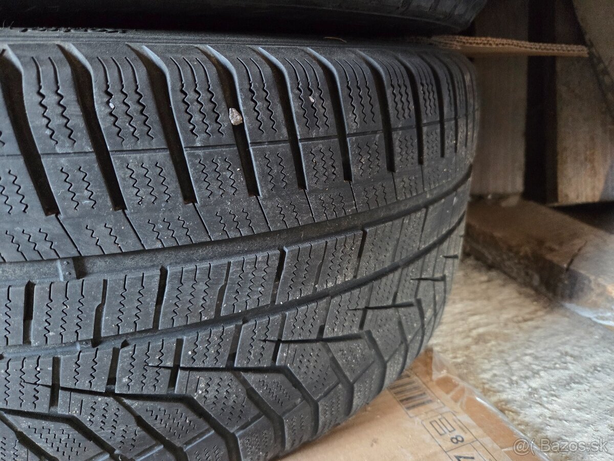 HANKOOK WINTER ICEPT 275/35 R20 - 2