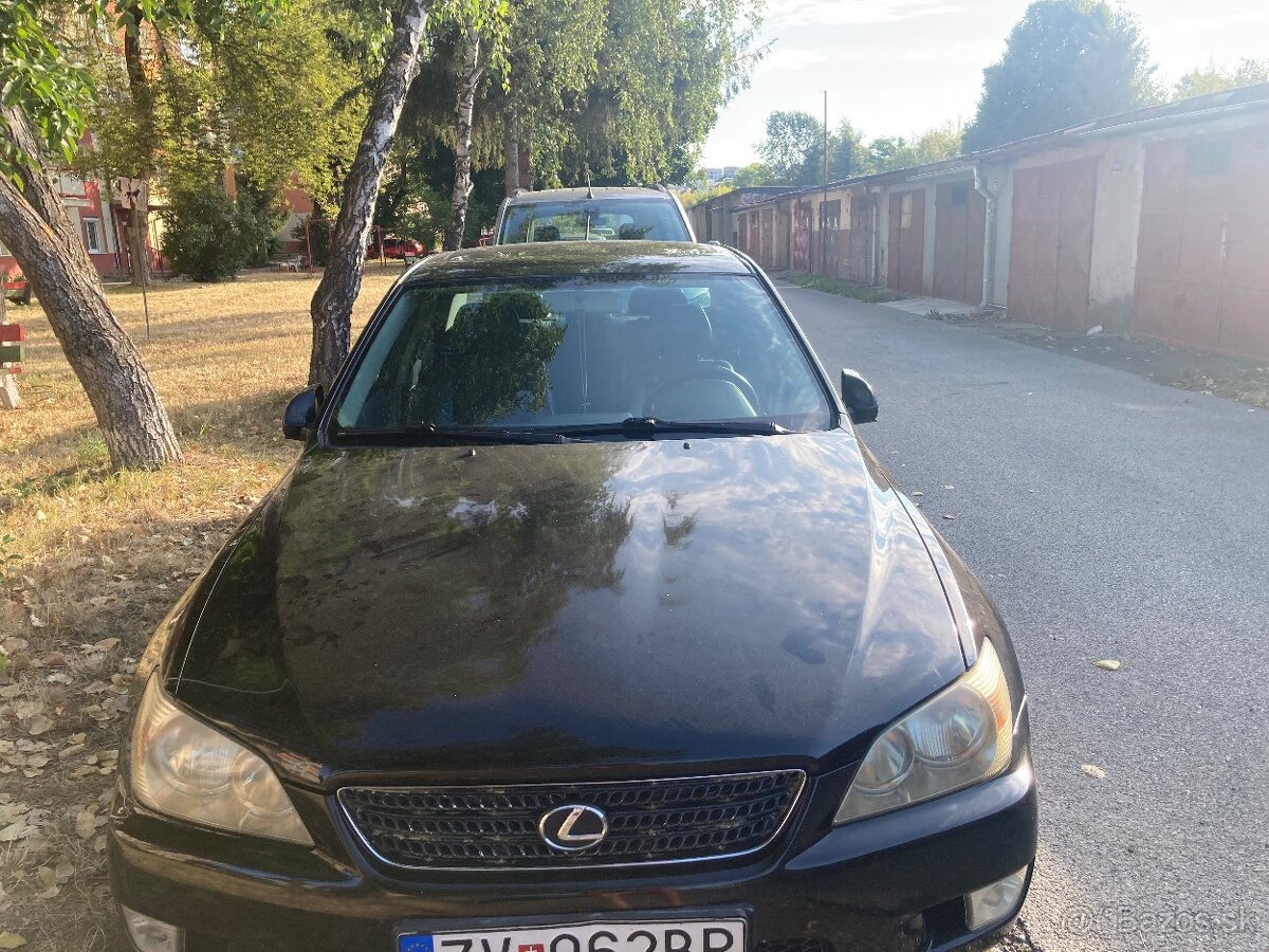 Predam Lexus IS 200 benzin LPG - 2