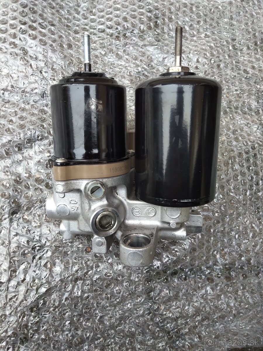 Toyota Prius 3 Prius Plus-ABS pumpa,kompresor 47070-12010 - 2