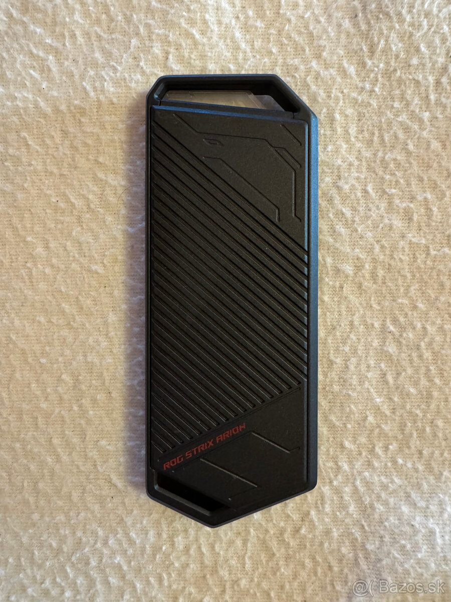 ROG Strix Arion M.2 NVMe SSD Enclosure + 1 TB SSD - 2