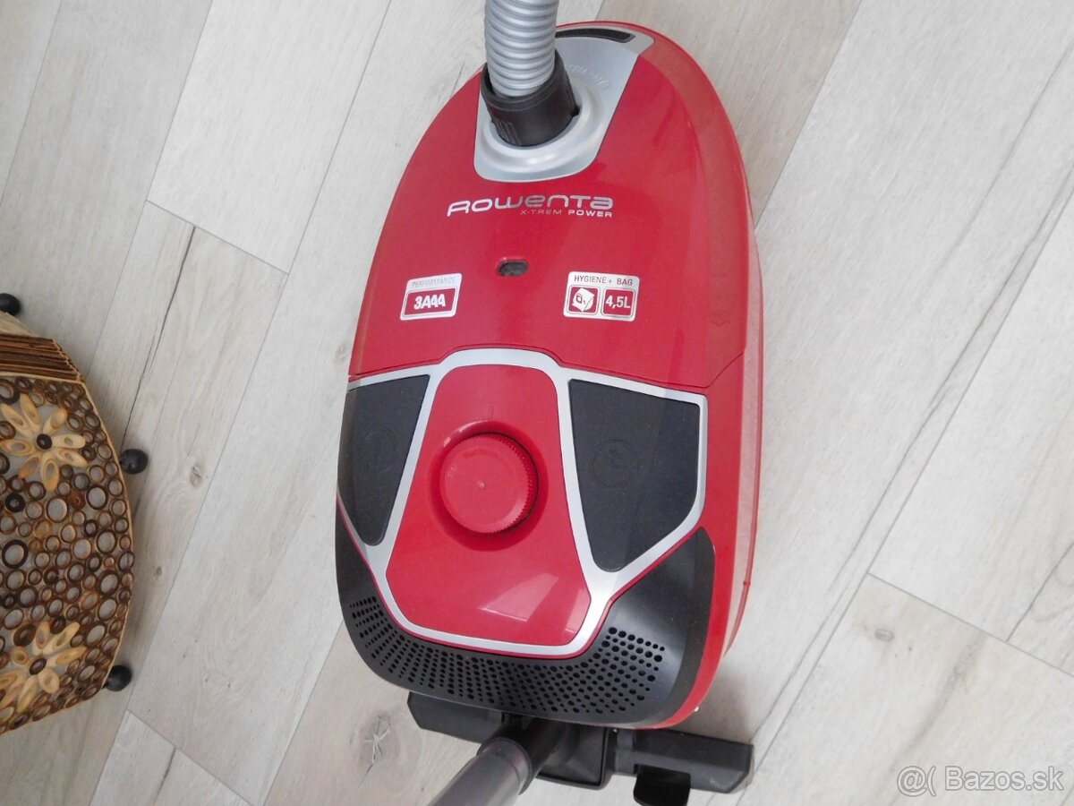 Vysávač ROWENTA -plne funkčný, - 2