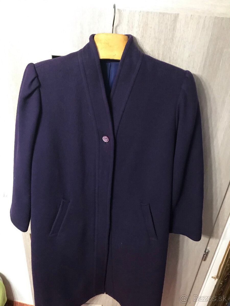 Tmavofialovy, zensky kabat - 2