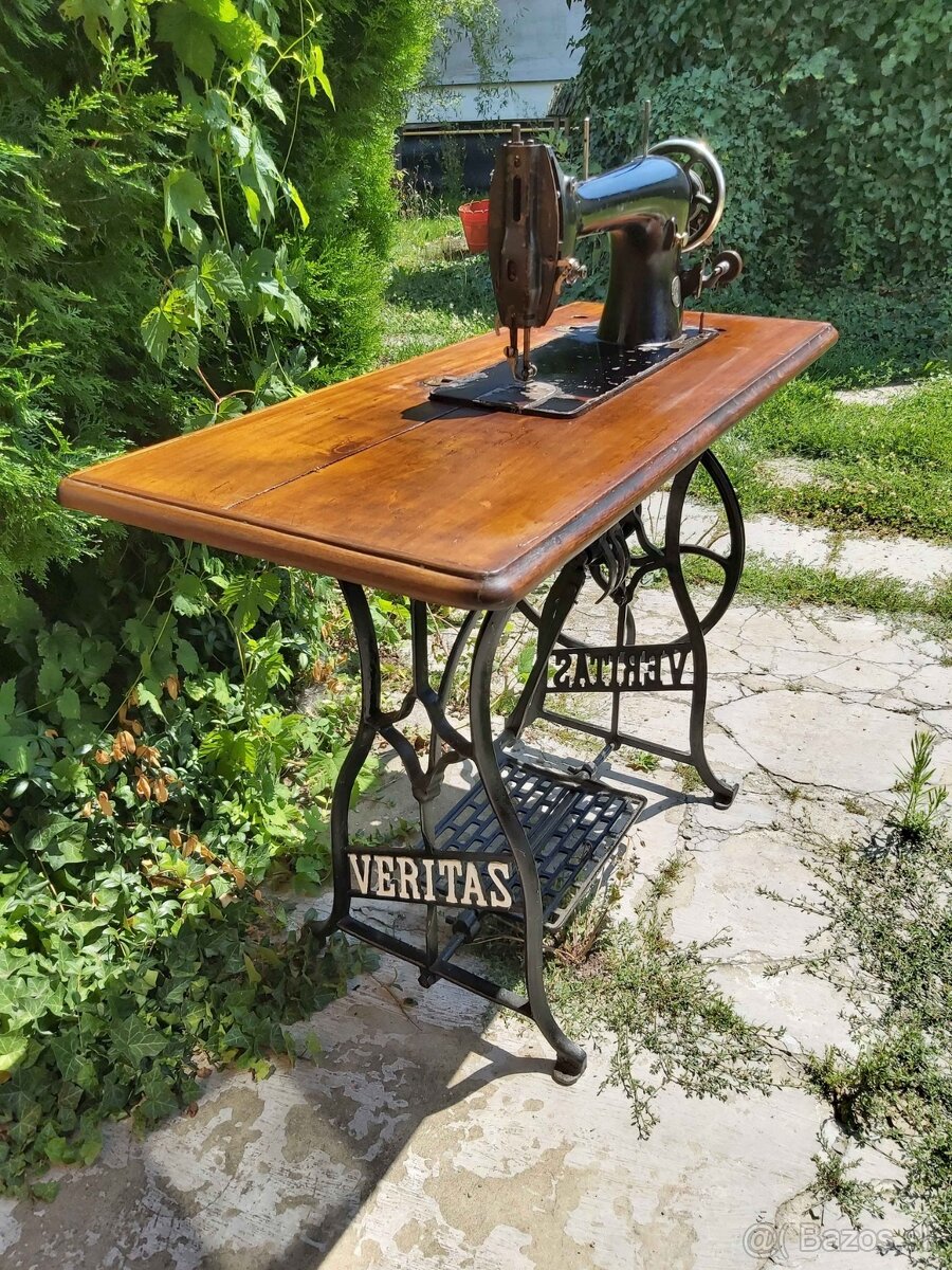 Šijací stroj Veritas - 2