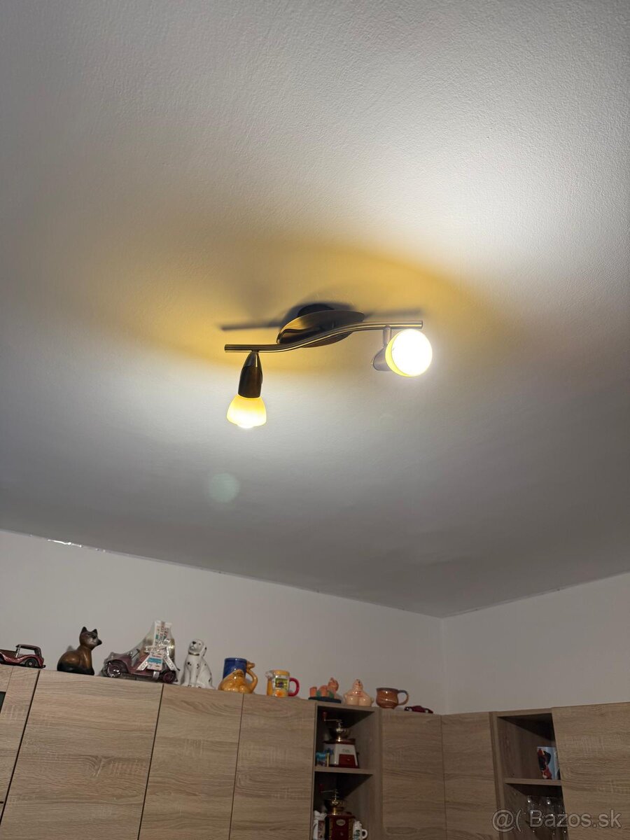 Predam stropnú lampu - 2