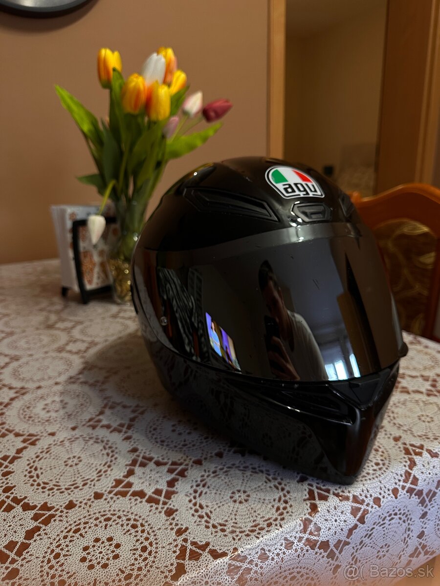 agv prilba - 2