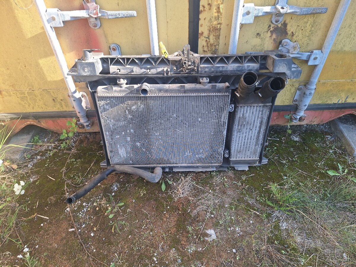 CHLADICOVA STENA CITROËN PEUGEOT - 2