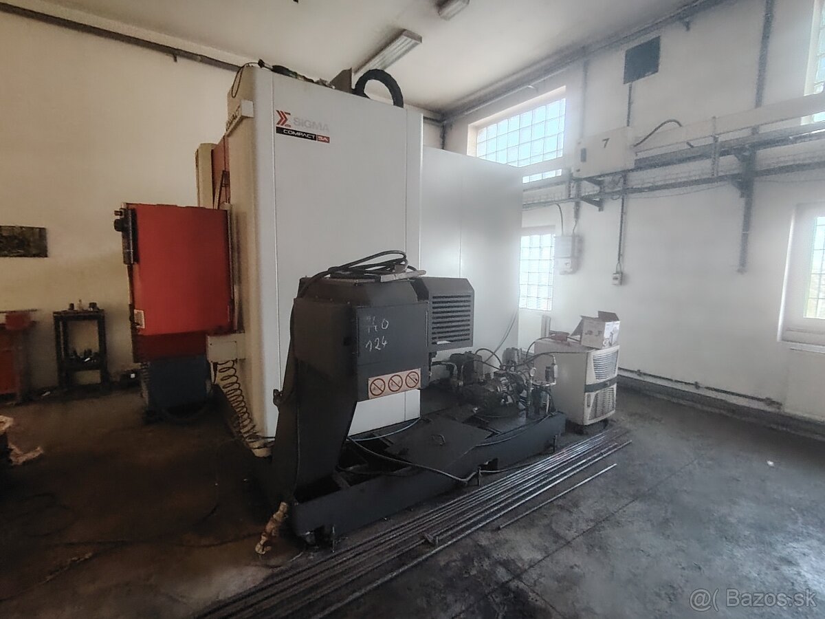 CNC Vertikální obráběcí centrum SIGMA - 2