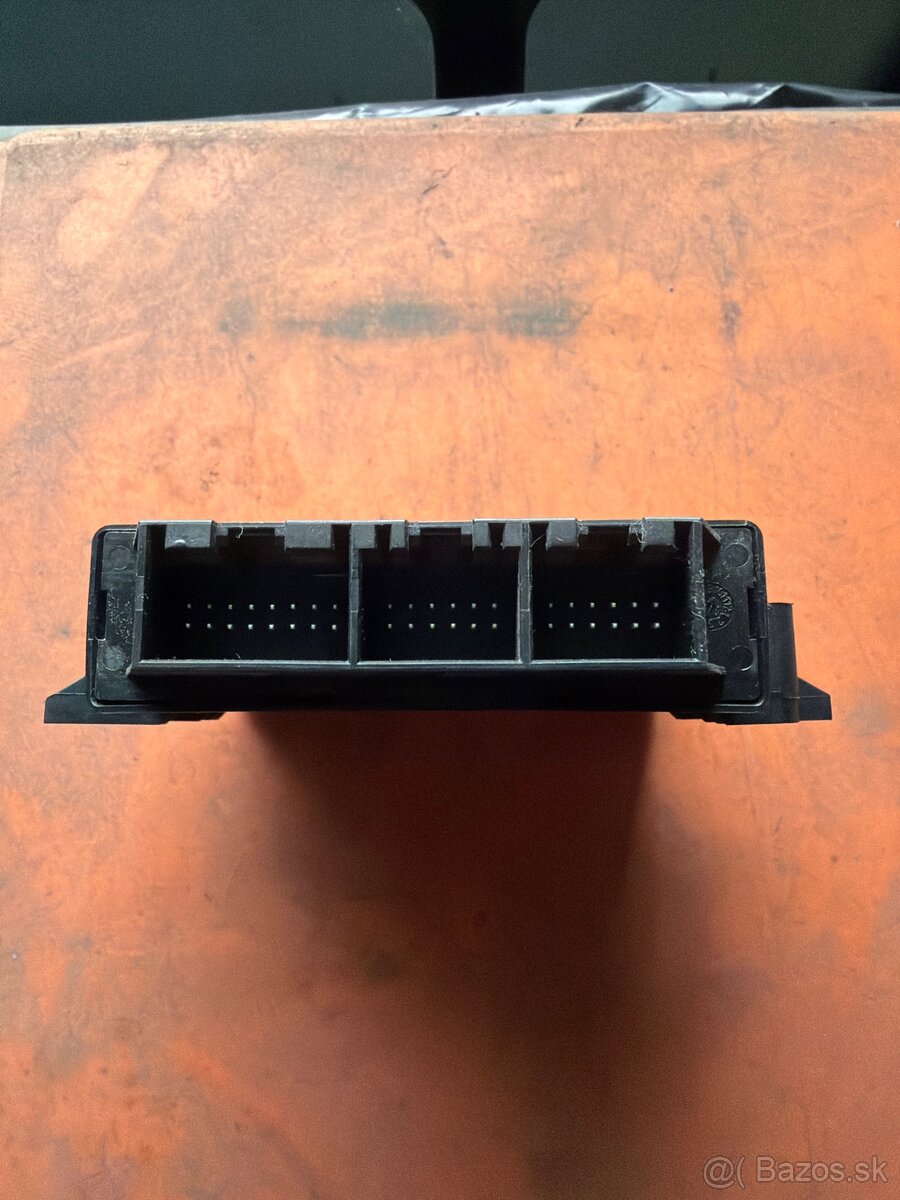 Modul parkovacich senzorov 5J0919475 A - 2