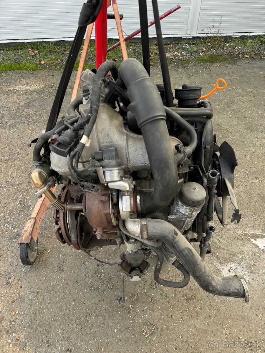 VOLKSWAGEN CRAFTER 2.5 TDi - 2