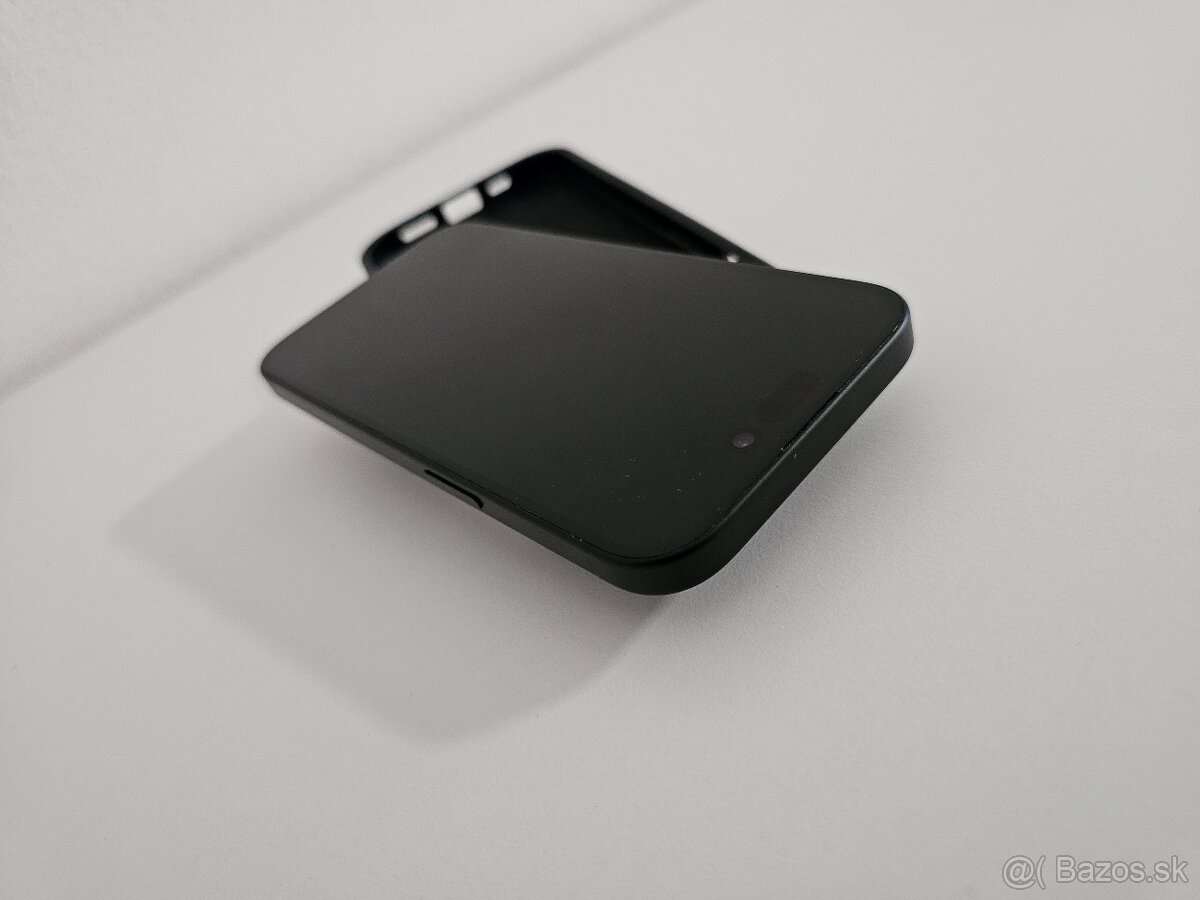 Apple iPhone 15 - 2