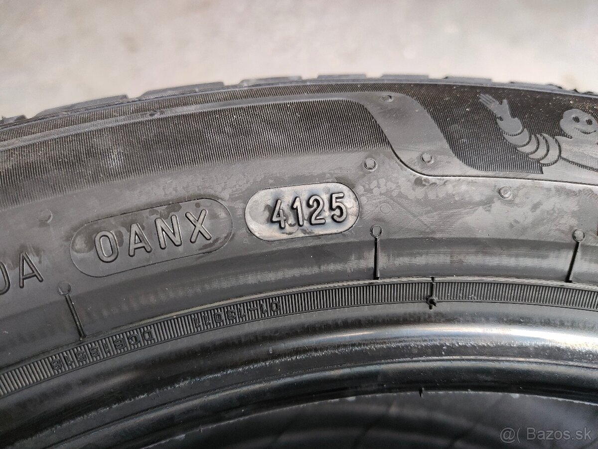 Michelin 225/50 R17 - 2