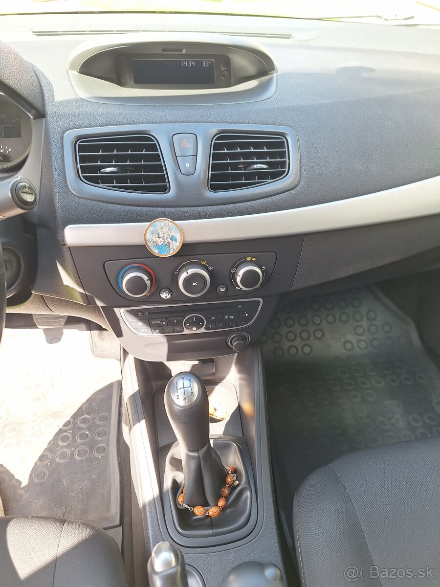 Renault Fluence - 2