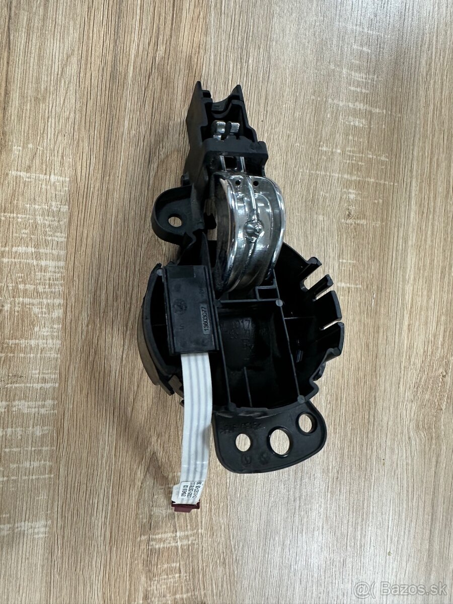 Ľavá vnútorná kľučka MINI Cooper R56-R59 OEM - 2