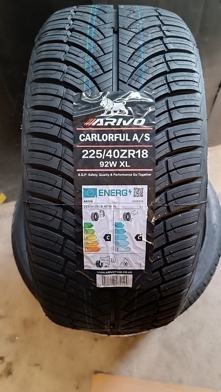 225/40 R18 92W XL celoročné - 2