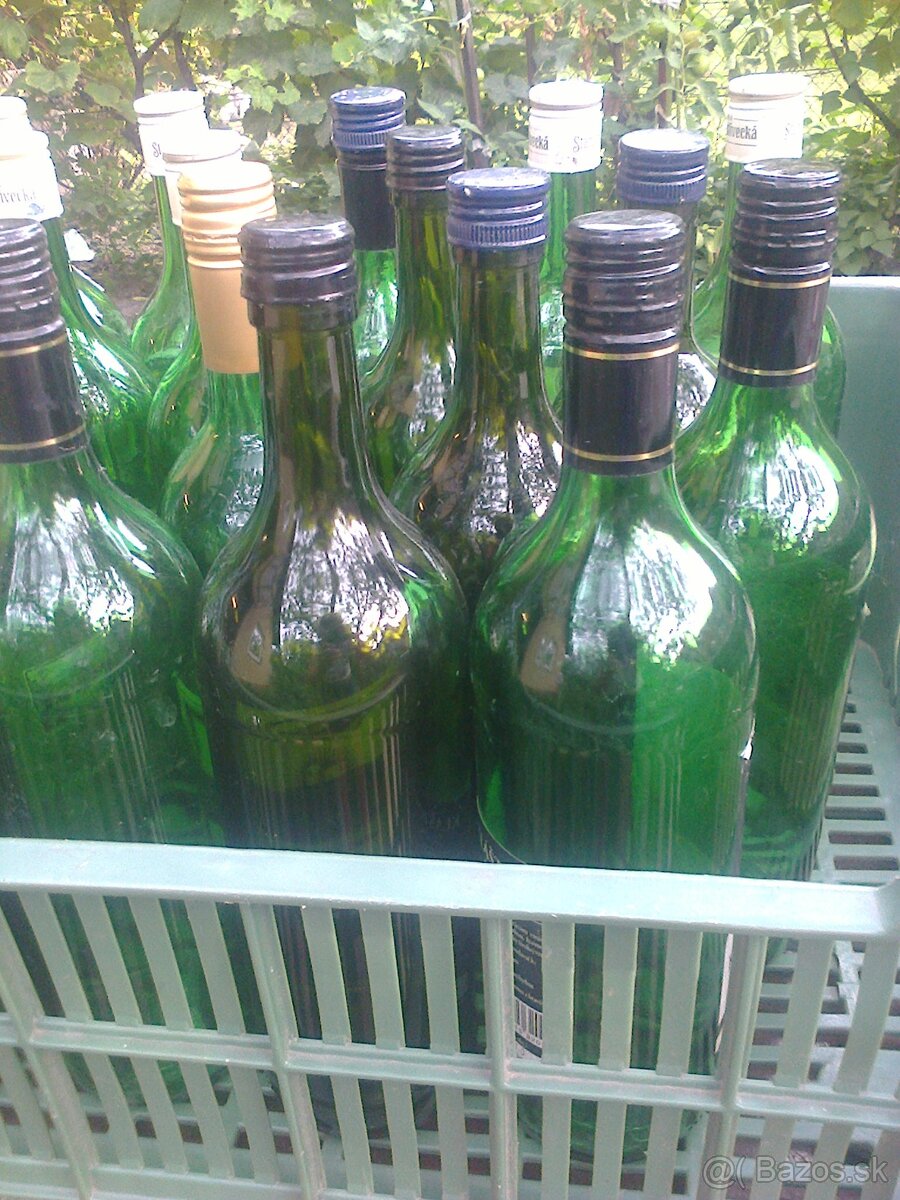 Demižony ,hasiaci prístroj , bandasky..... - 2