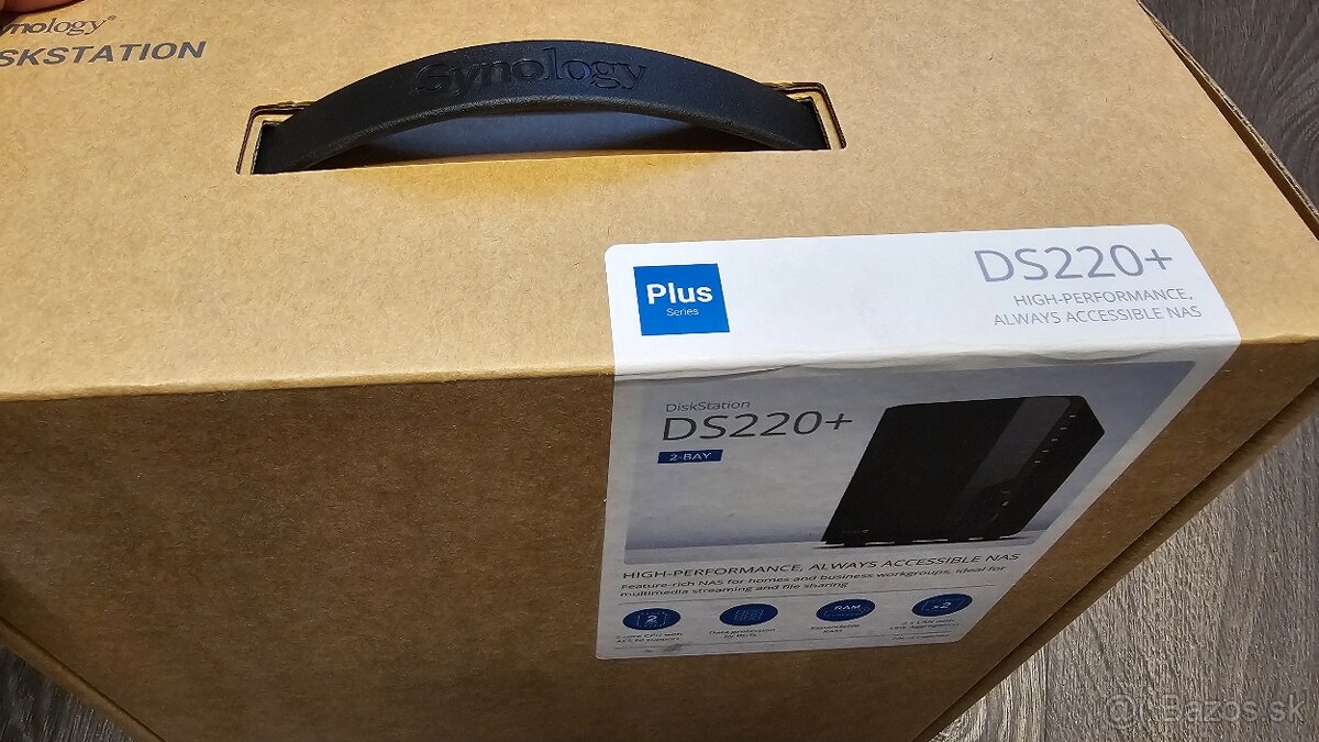 Synology DiskStation DS220+ NAS (bez diskov) - 2