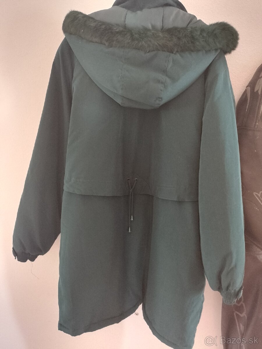 Dlhá bunda na zimu dámska. - 2