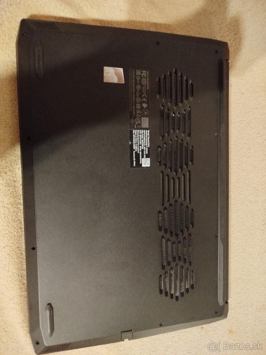 Lenovo Ideapad gaming 3 15IHU6 - 2